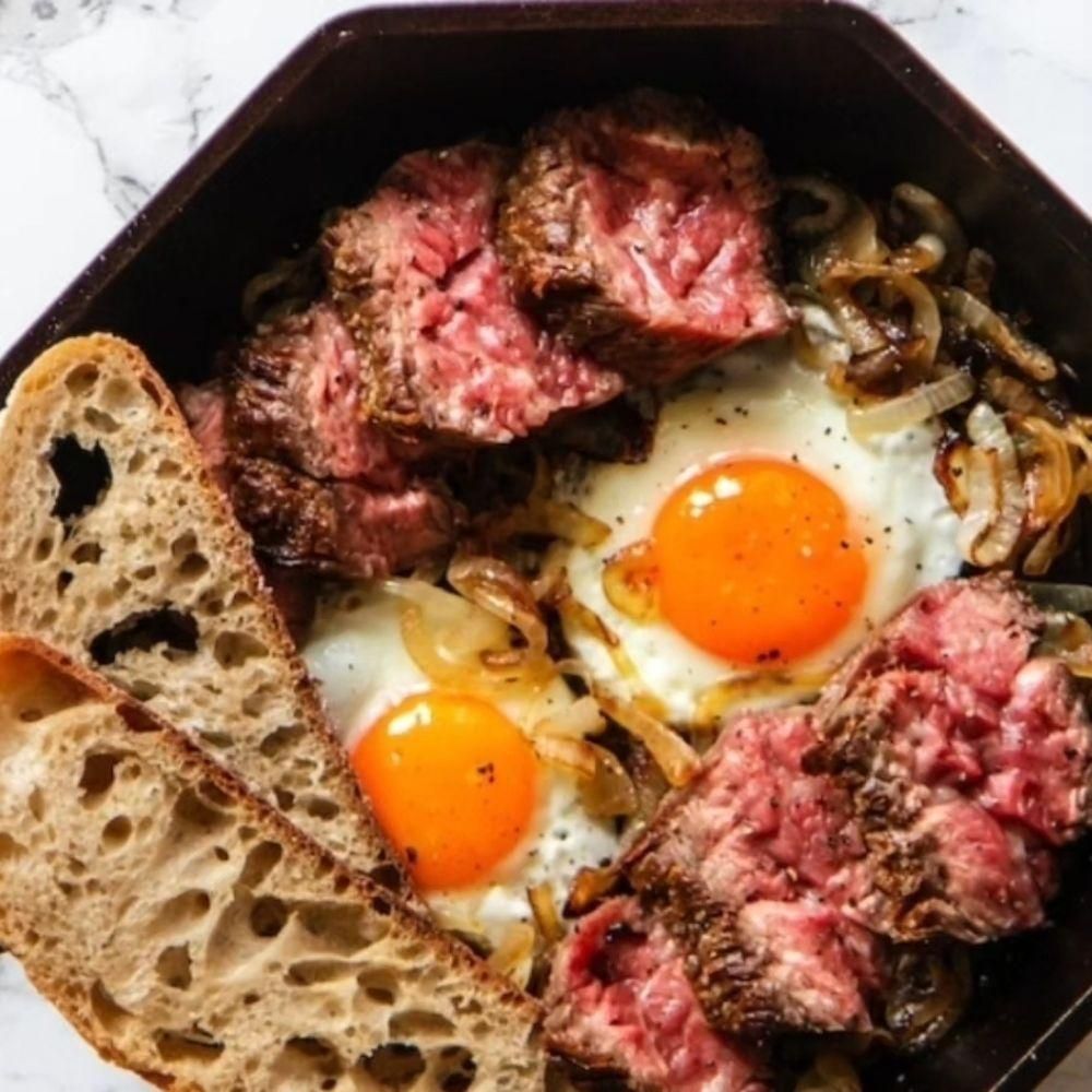 Steaks dish