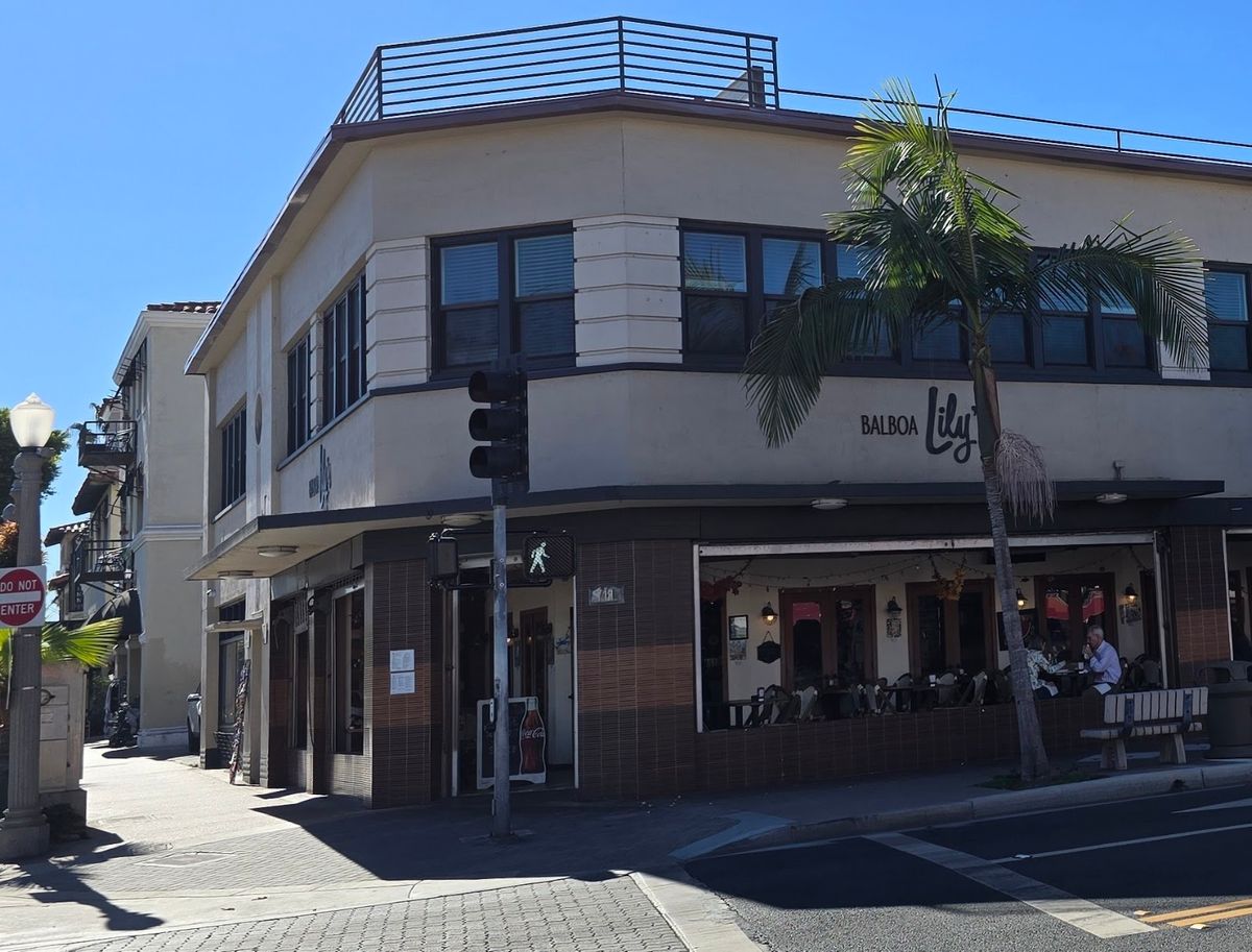 Newport Beach - Balboa Lily’s restaurant