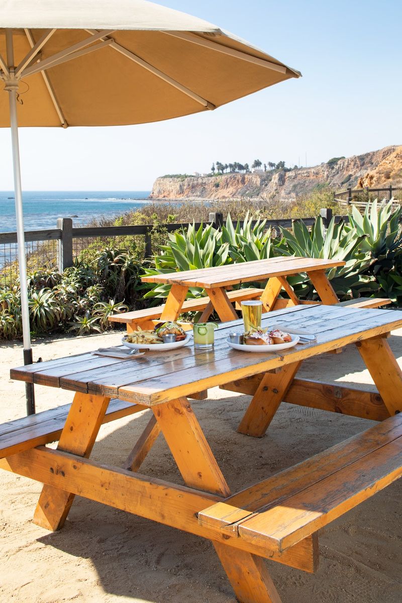 Rancho Palos Verdes - Nelson's restaurant