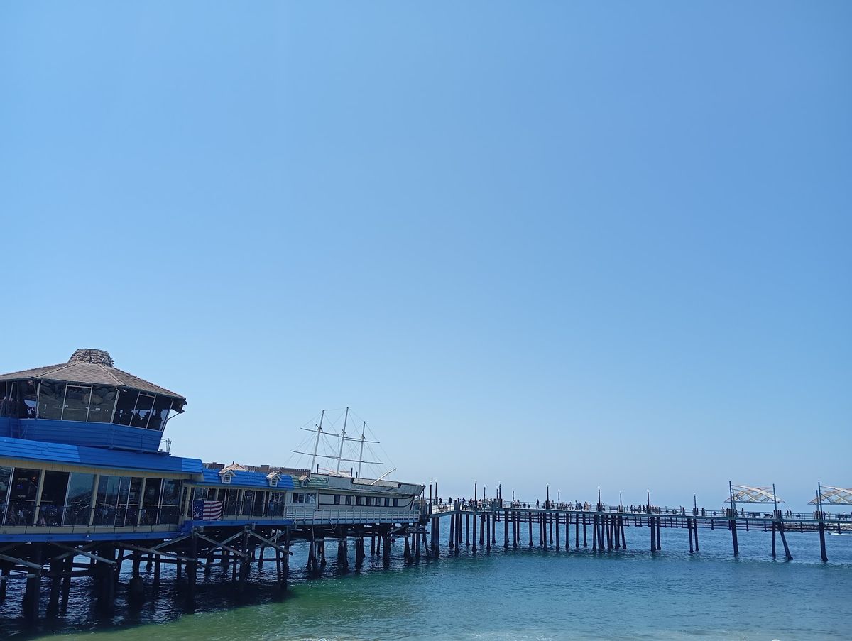 Redondo Beach - Tony's on the Pier restaurant