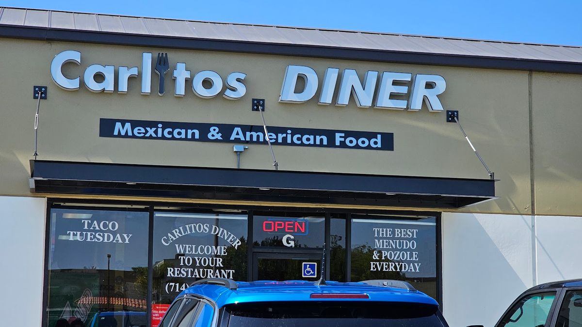 Huntington Beach - Carlitos Diner restaurant