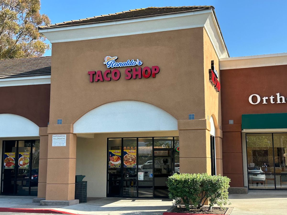 Mission Viejo - Ronaldo's Taco Shop restaurant