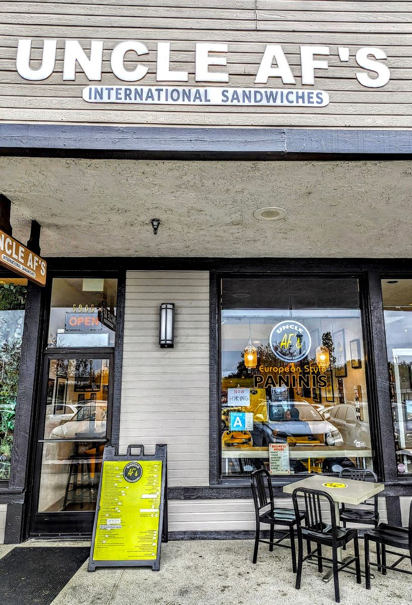 Agoura Hills - Uncle Af's restaurant