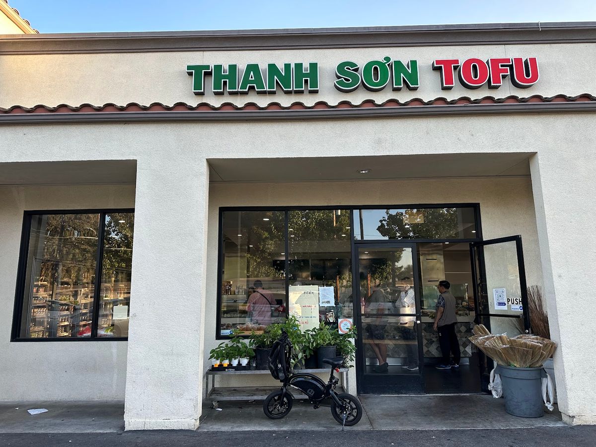 Garden Grove - Thanh Sơn Tofu restaurant
