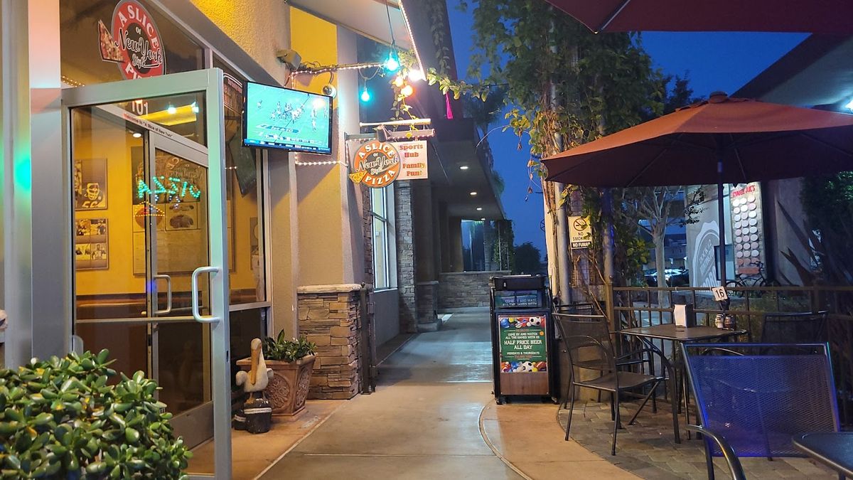 Huntington Beach - A Slice of New York Pizza restaurant
