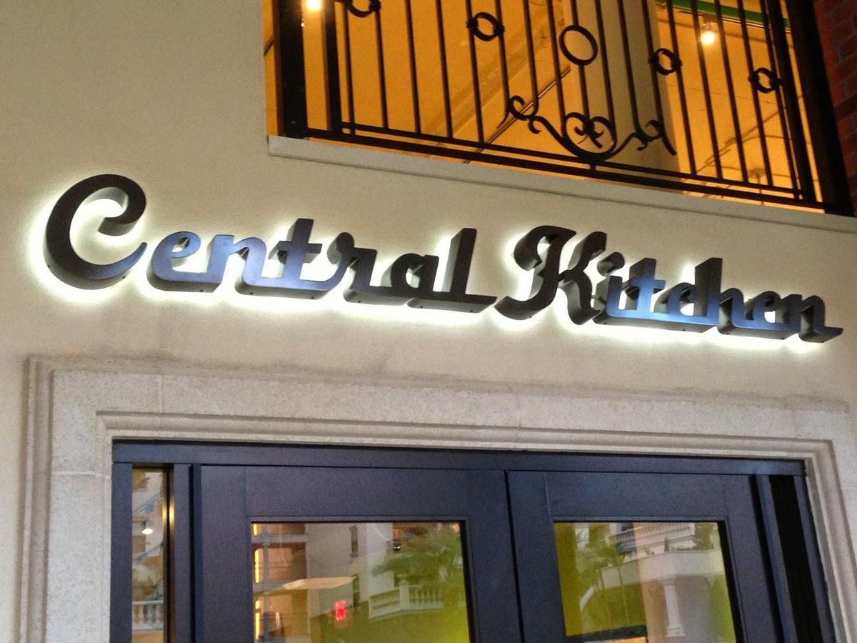 Los Angeles - Central Kitchen at The Lorenzo restaurant