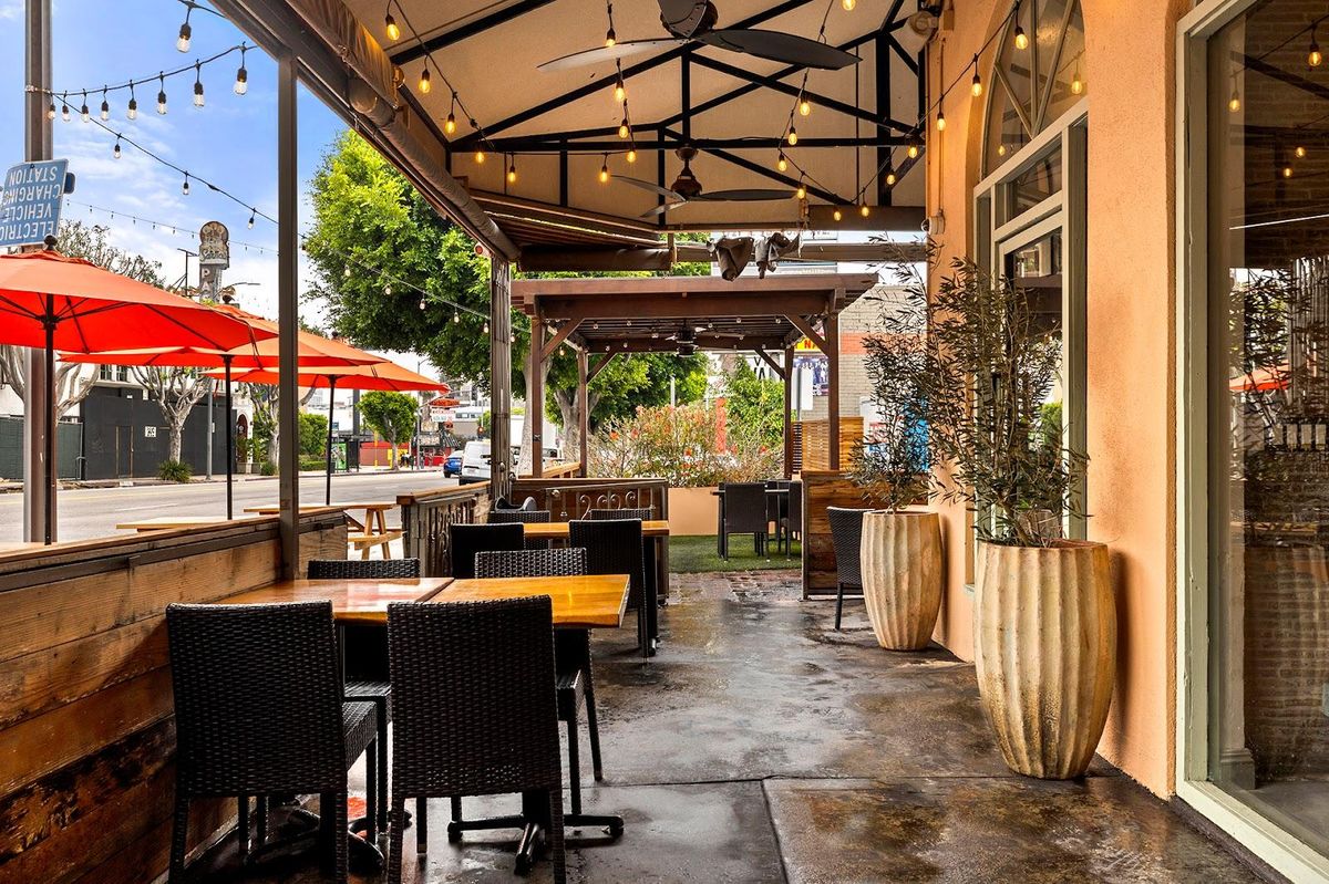 Los Angeles - Sidewalk Grill restaurant