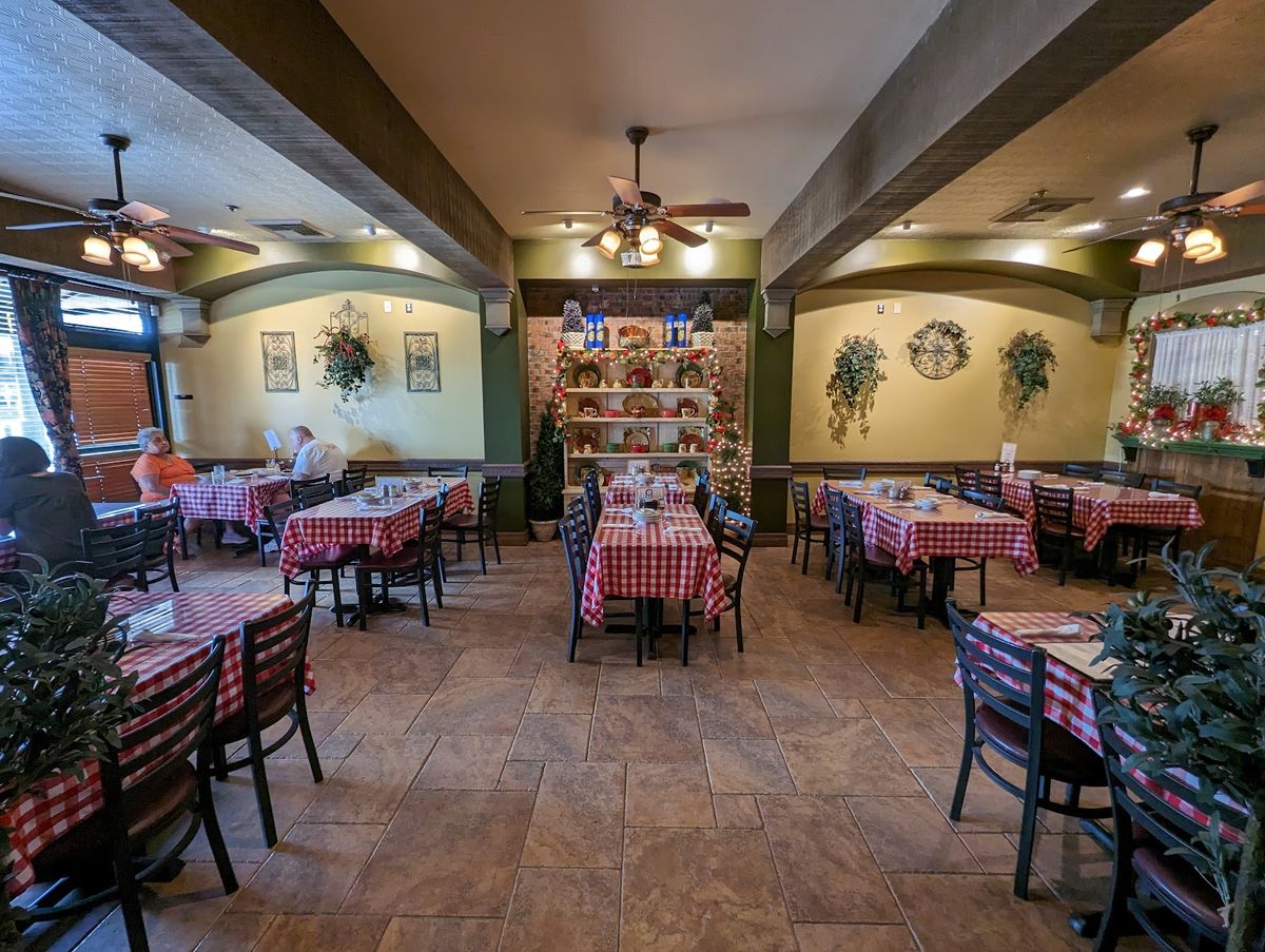 Tustin - Roma D' Italia restaurant
