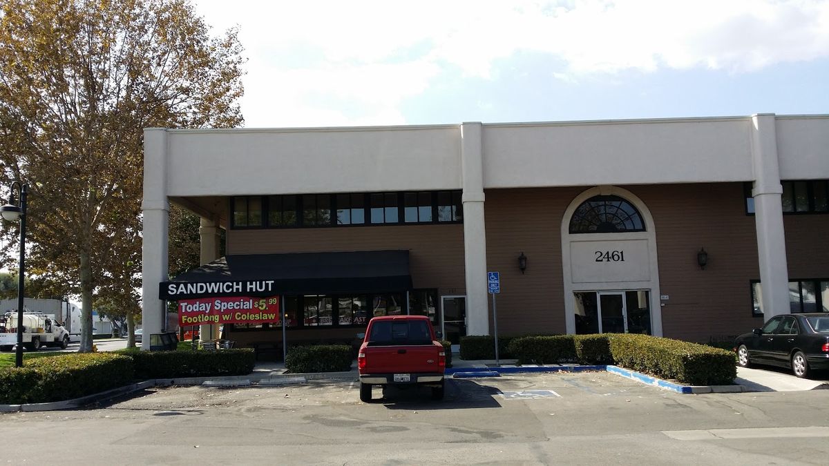 Fullerton - Sandwich Hut restaurant