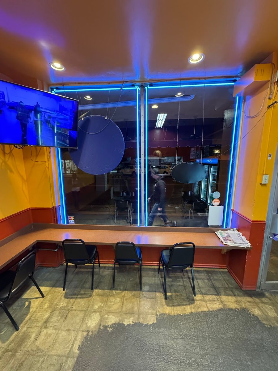Sierra Madre - Sierra Madre Pizza Company restaurant