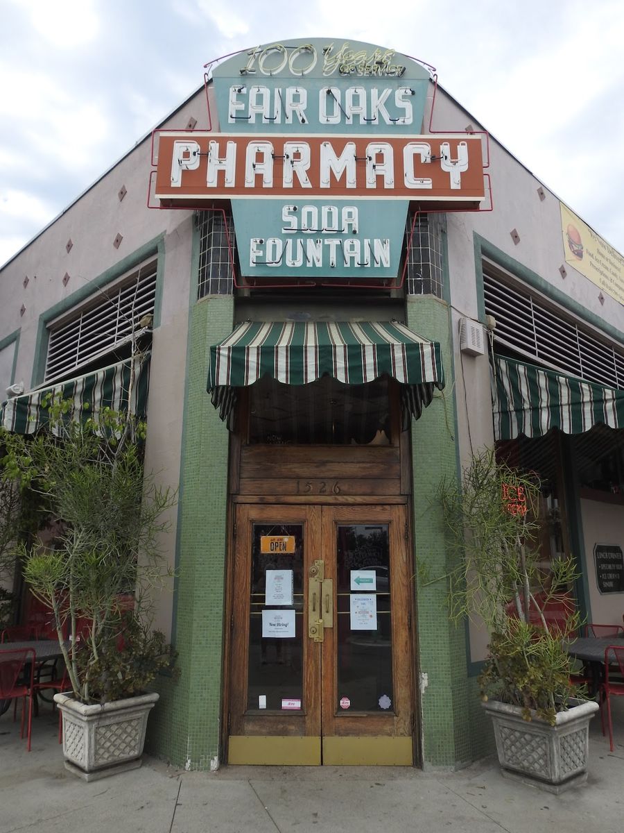 South Pasadena - Fair Oaks Pharmacy restaurant