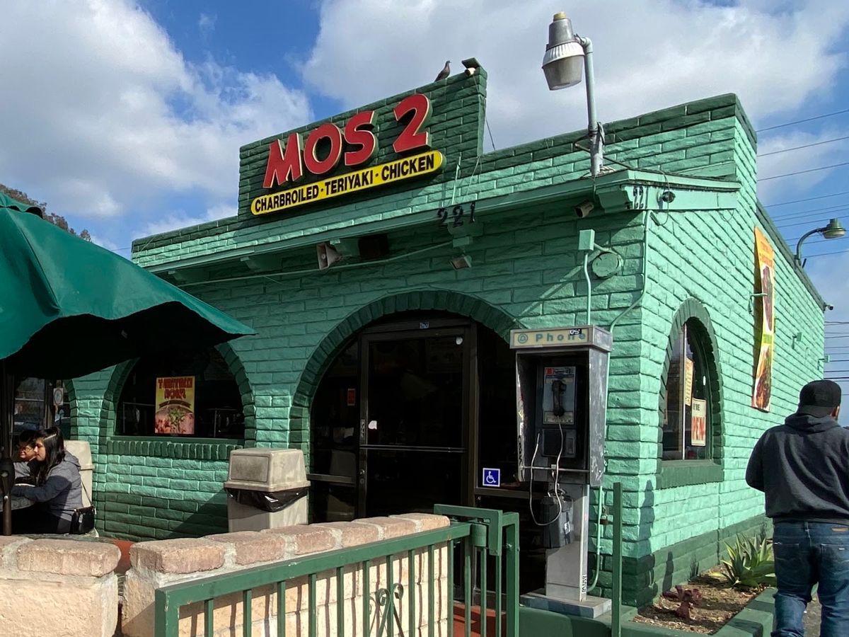 Santa Ana - Mos 2 restaurant