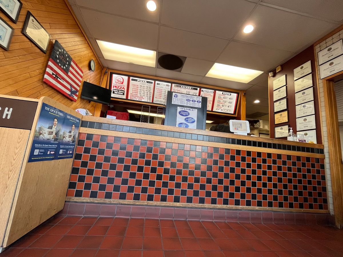 Garden Grove - Valuetina's Pizza restaurant