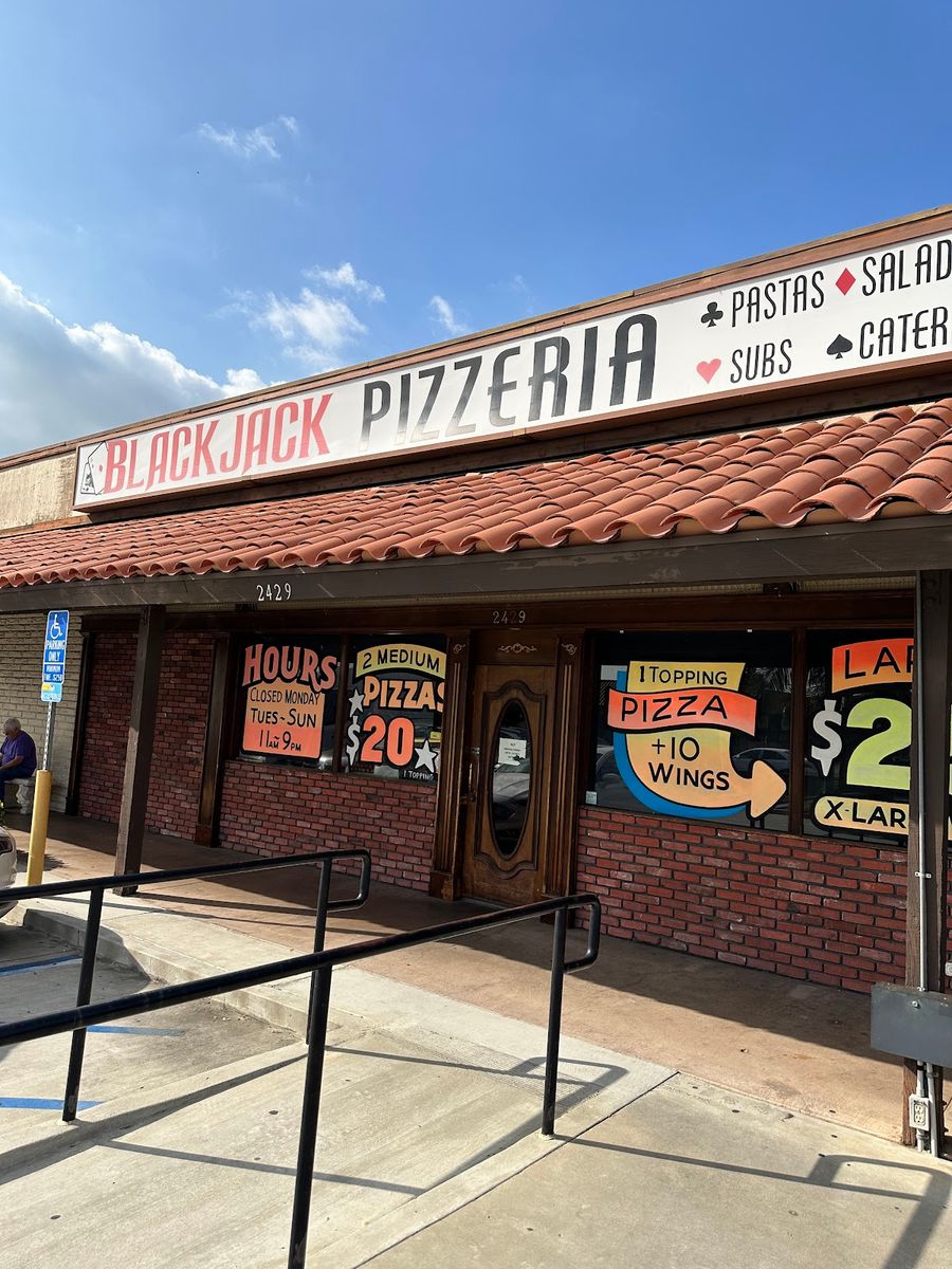 La Habra - Blackjack Pizzeria restaurant
