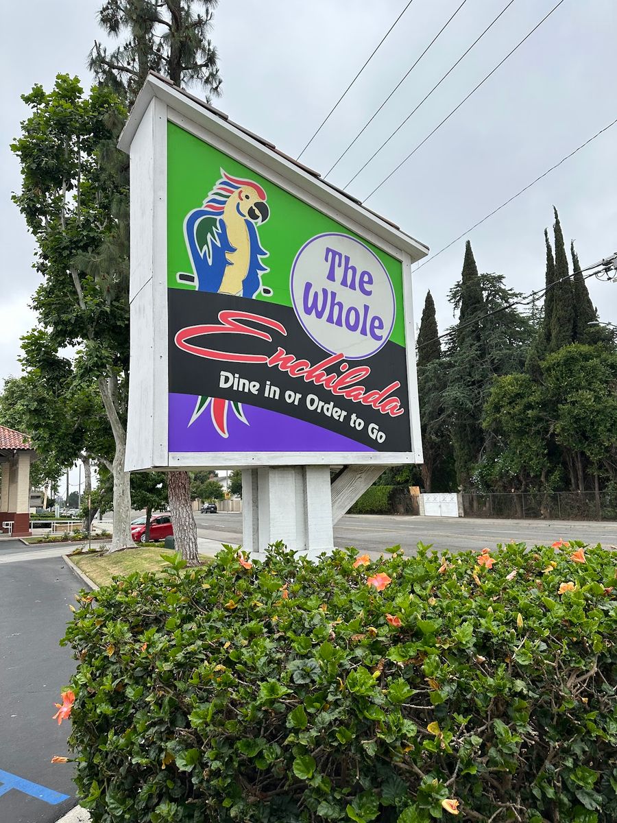 Placentia - The Whole Enchilada restaurant