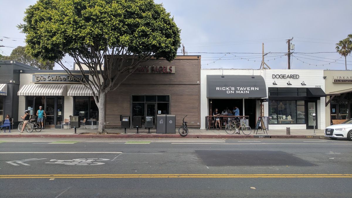 Santa Monica - Sam's Bagels restaurant