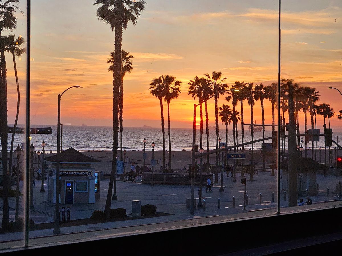 Huntington Beach - BLK Earth Sea Spirits restaurant
