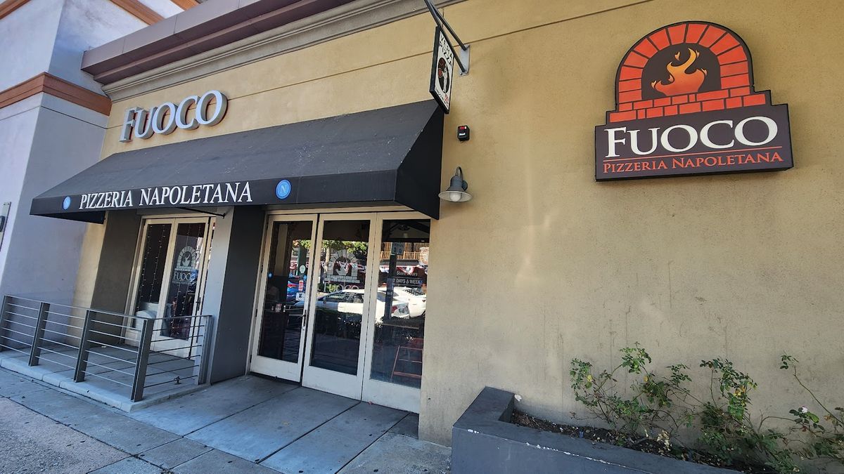 Fullerton - Fuoco Pizzeria Napoletana restaurant